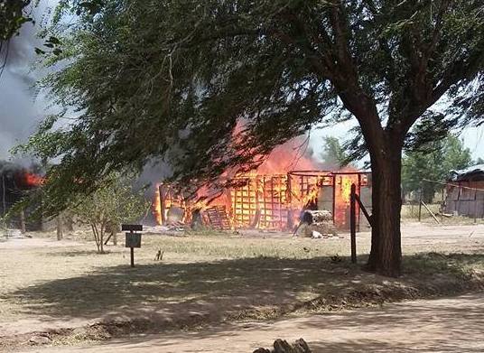 Incendio de una Vivienda en Juarez Celman.