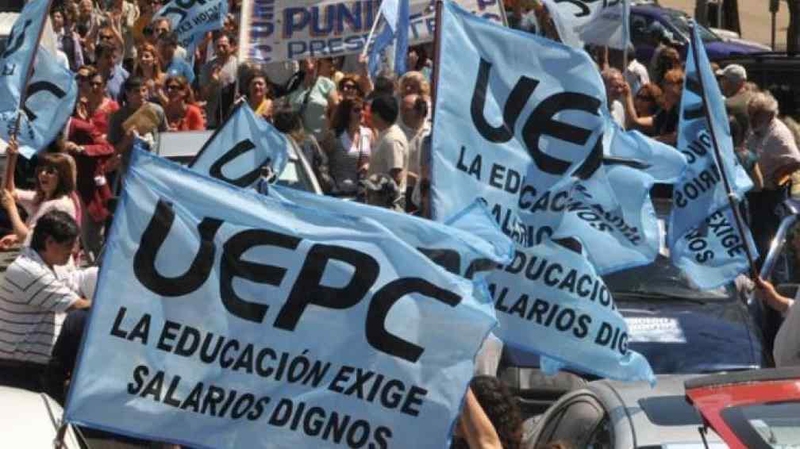 UEPC aceptó la propuesta salarial por parte del Gobierno.