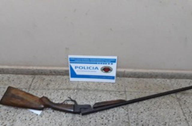 Multiples operativos policiales en Colonia Caroya.