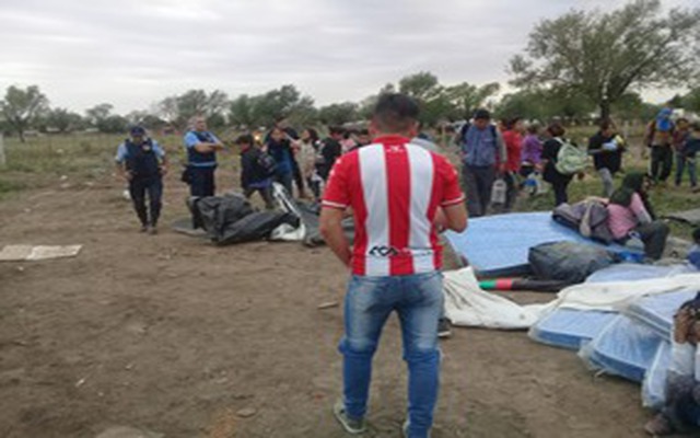 Seis detenidos por usurpación de terrenos en Juárez Celman.