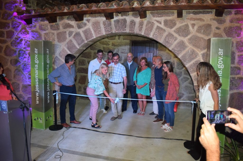 Inauguraron al remodelada «Casa de Piedra» en Jesús María.