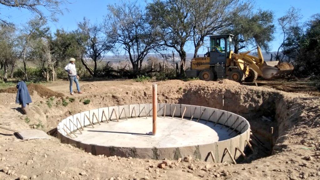 Construyen una cisterna que beneficiará a 18 familias rurales.