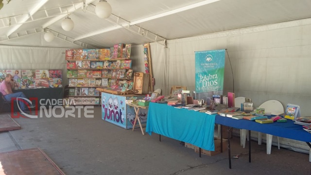 Feria del Libro de la Biblioteca Popular Sarmiento.