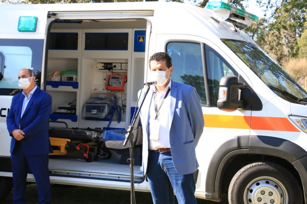 La Provincia entregó una ambulancia de alta complejidad a Laboulaye