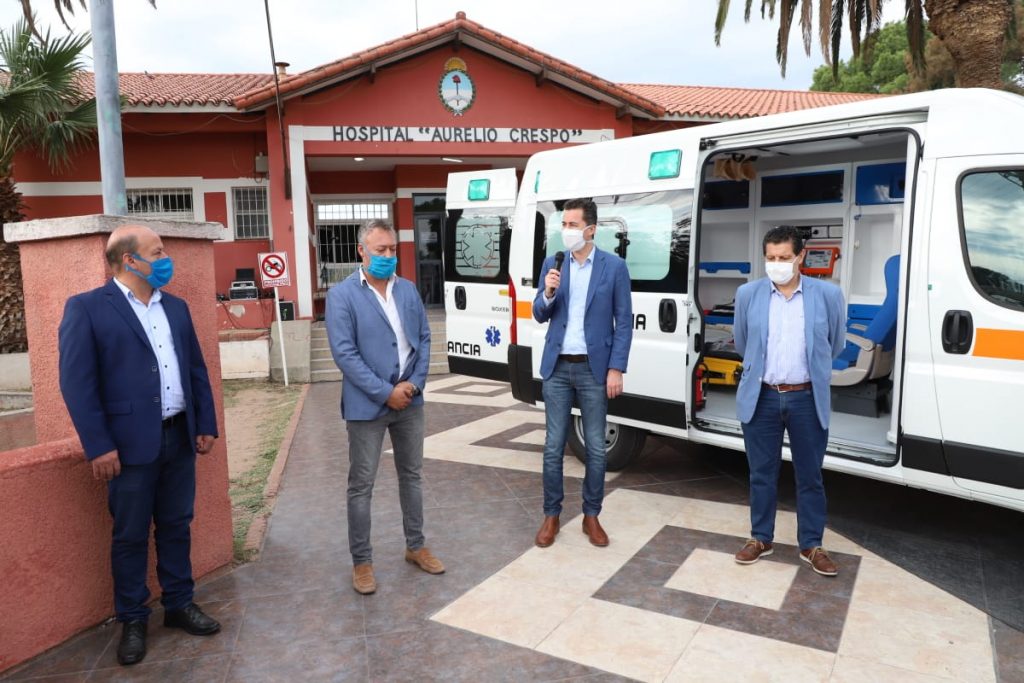 Los hospitales de Dean Funes y Cruz Del Eje recibieron ambulancias de alta complejidad
