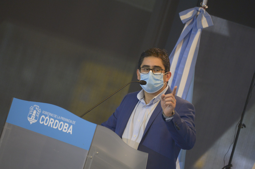 Cardozo presentó el informe sobre la situación epidemiológica