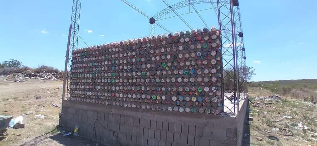 #Tulumba: Construyeron una planta de tratamiento de residuos con ecoladrillos.