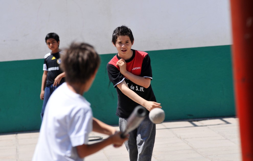 Flexibilizan protocolo para actividades de educación física al aire libre