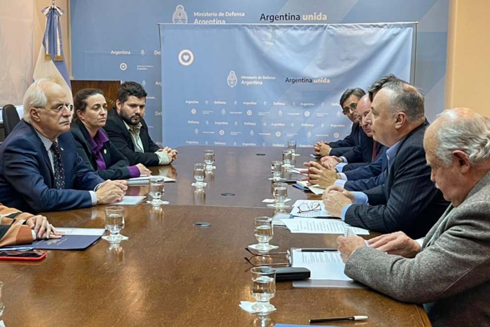 Accastello acompañó a empresarios del Clúster Aeroespacial a una reunión con Jorge Taiana