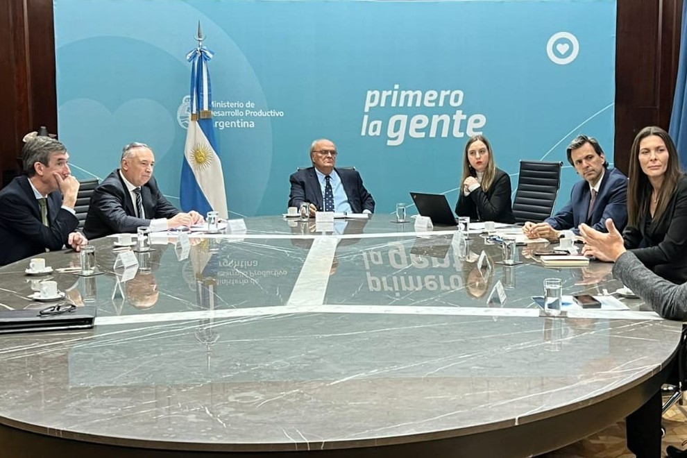 Córdoba planteó ante Nación la problemática de importación de insumos para la producción