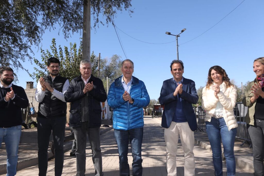 Schiaretti inauguró la urbanización de barrio San Martín en Río Cuarto