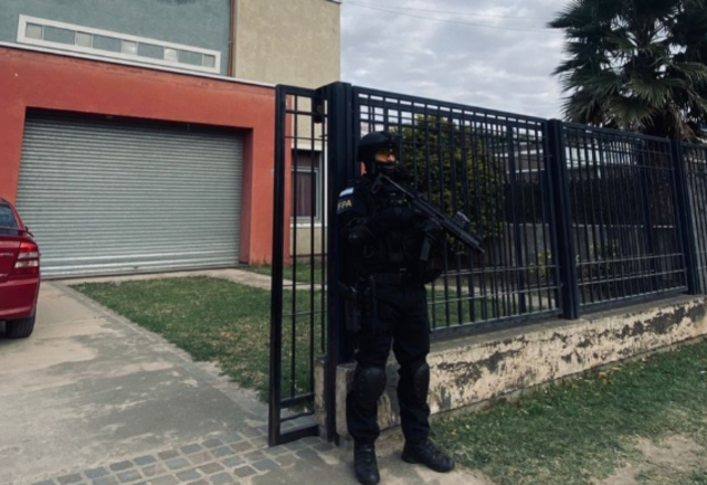 Secuestraron drogas en un operativo en Colonia Caroya