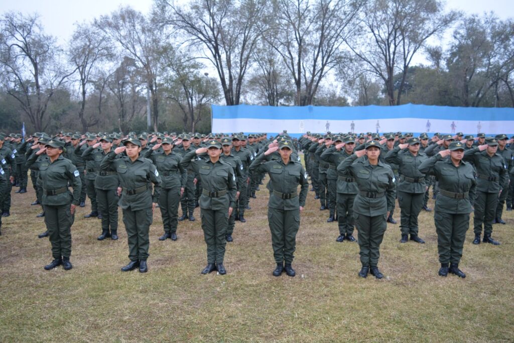 La Escuela de Gendarmería, hizo el juramento de fidelidad a La Bandera