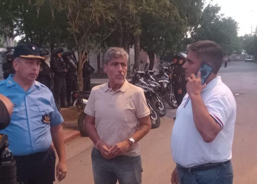 Quinteros, presente en Ciudad Evita ante el ataque a la comisaría