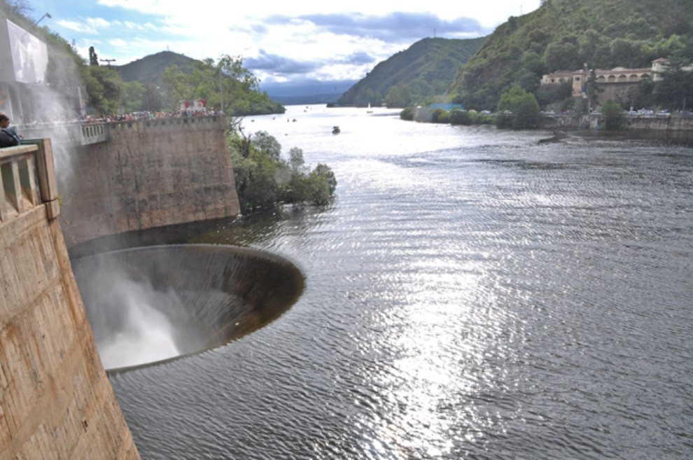 Lago San Roque: La Provincia puso en funcionamiento la Autoridad de Cuencas y continúa el plan de mitigación